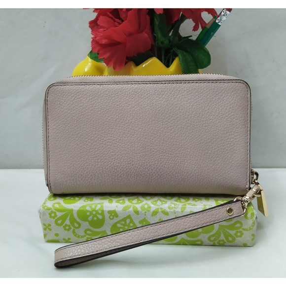 Michael Kors Light Pink Pebbled Leather Zip Around Credit Card ID Window Wallet - Picture 2 of 15
